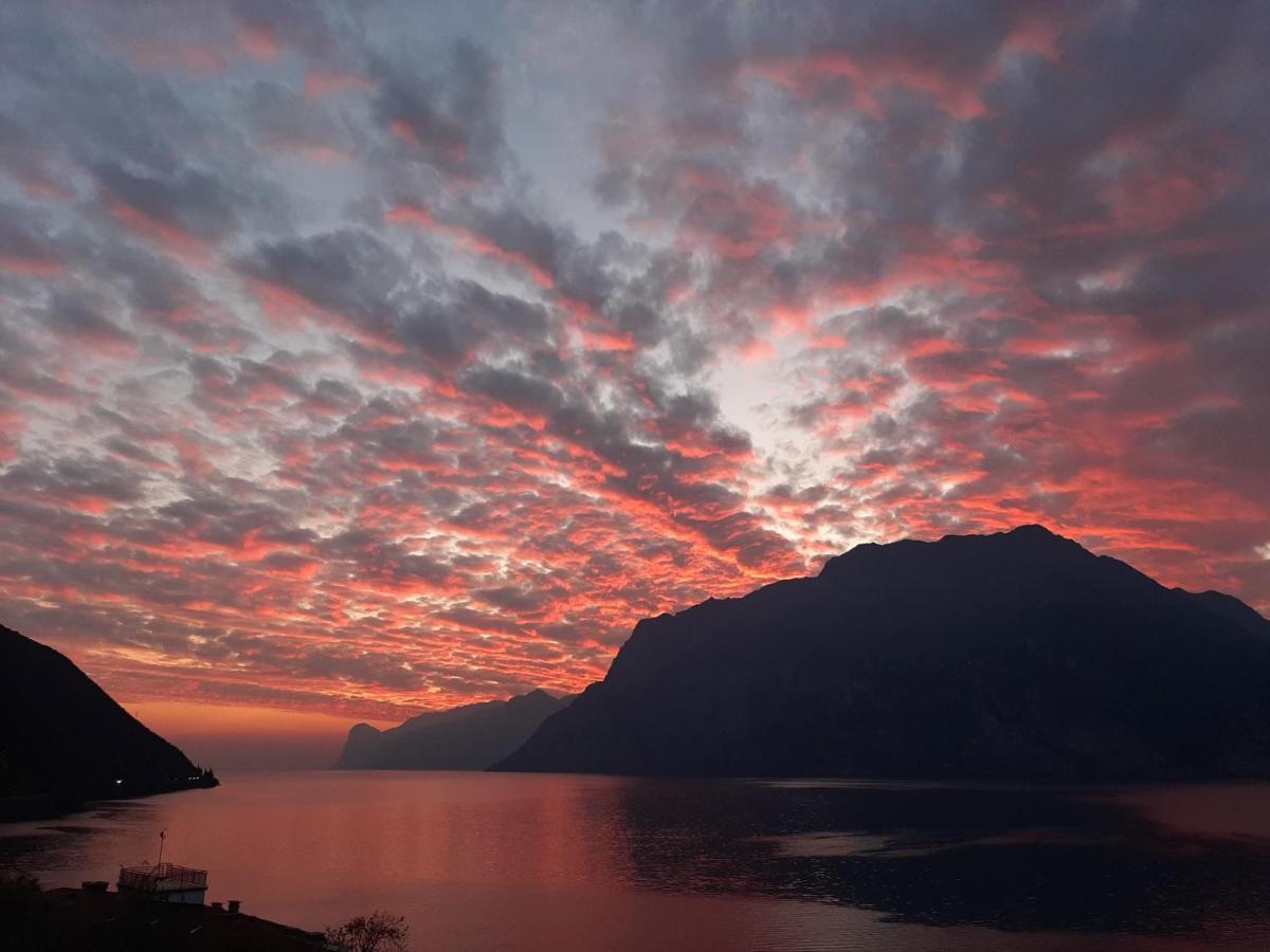 Vistalago Torbole Torbole Sul Garda Luaran gambar